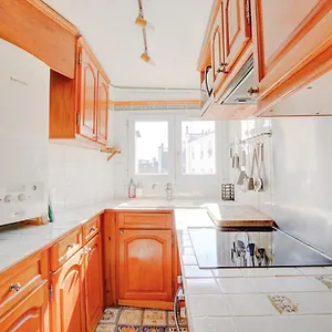 Apartment La Tour Des Dames, Paris