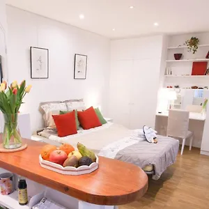 Appartamento Guestready - A 5 Mins Du Pantheon, Parigi